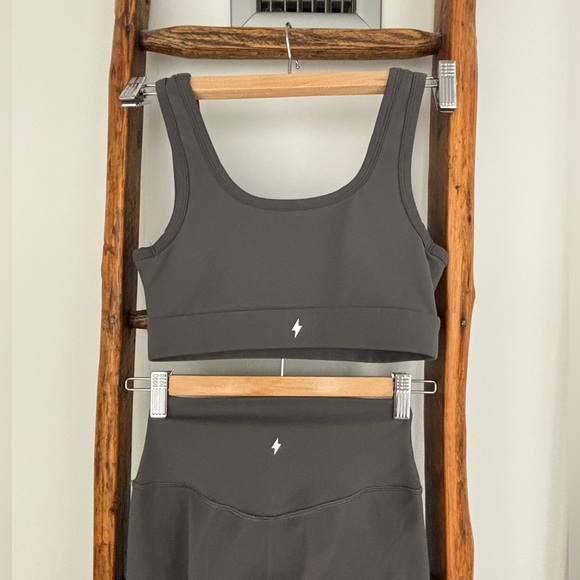 Azur Fit Dove Grey Classic Activewear Set, Size Small - Picture 5 of 8